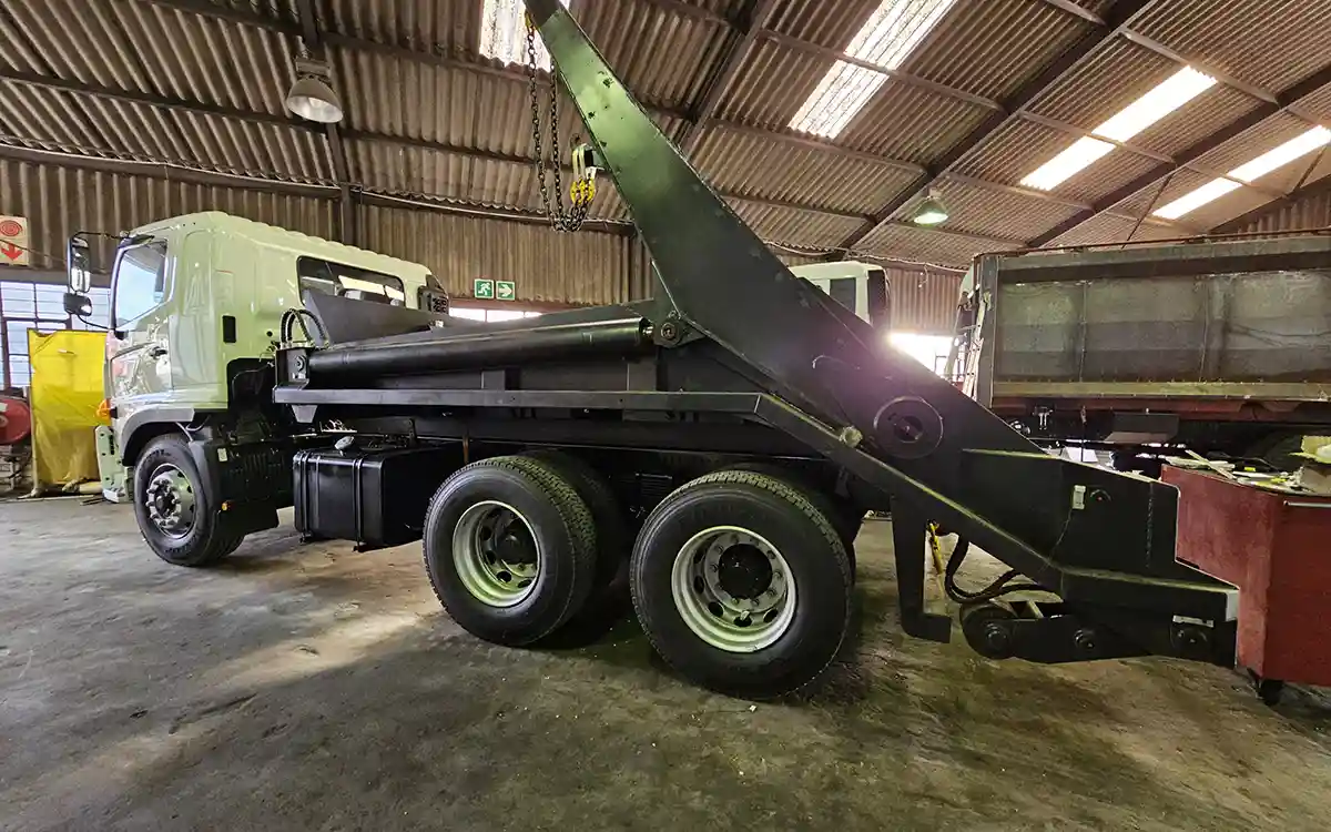 Skip Bin Truck